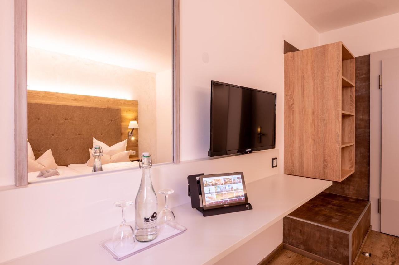 Kummersbruck Zur Post Kuemmersbruck Hotel & Tiny Houses מראה חיצוני תמונה